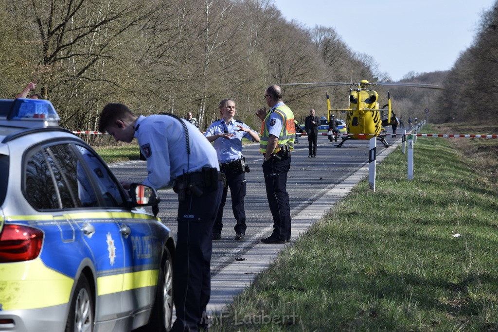 Schwerer VU Krad Fahrrad Koeln Porz Alte Koelnerstr P050.JPG - Miklos Laubert